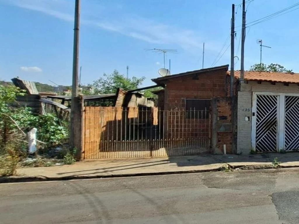 Casa em Tangarás, Bauru/SP